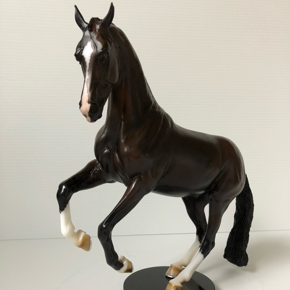 Breyer Traditional sized, Matte Valegro!